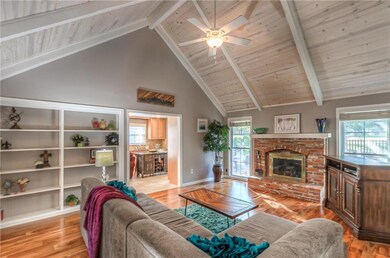 10240 Monrovia St, Lenexa, KS 66215 - photo 2