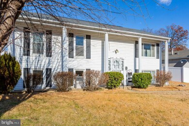 7218 Wendover Dr, District Heights, MD 20747 - photo 2