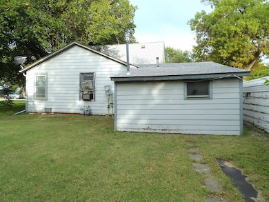 205 N Buller St, Goessel, KS 67053 - photo 4