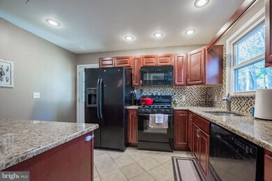 2014 Wildwood Dr, Wilmington, DE 19805 - photo 5