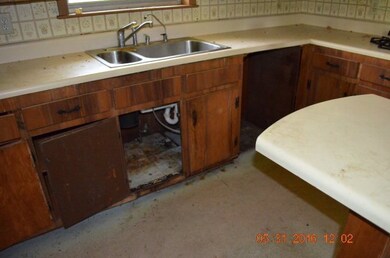 4040 Bloomfield Dr, Macon, GA 31206 - photo 2