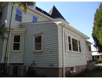 654 River St, Mattapan, MA 02126 - photo 4