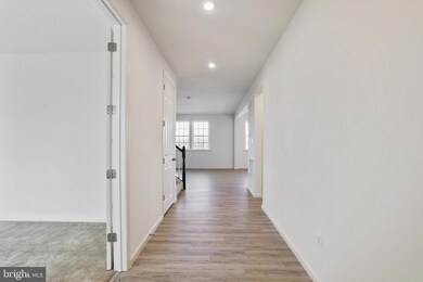 1573 Finch Dr, Chambersburg, PA 17202 - photo 5