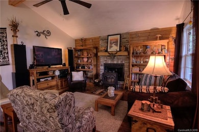 363 Huckleberry Dr, Burnsville, NC 28714 - photo 4