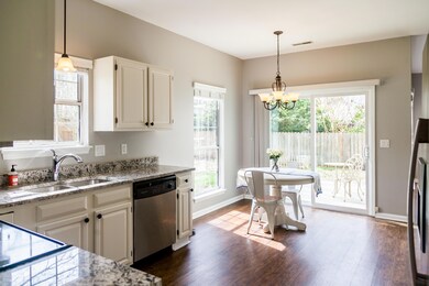 Sunny Kitchen