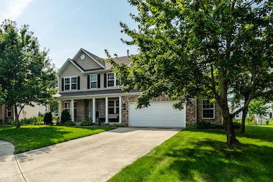 11141 Craycroft Ct, Fishers, IN 46038 - photo 2