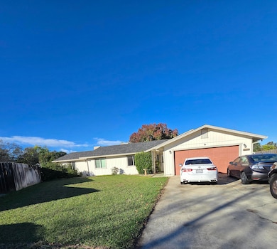 1070 Dara Ct, Redding, CA 96003 - photo 2