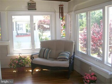 923 Linwood Ave, Collingswood, NJ 08108 - photo 2