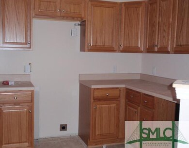 706 W 59th St, Savannah, GA 31405 - photo 4