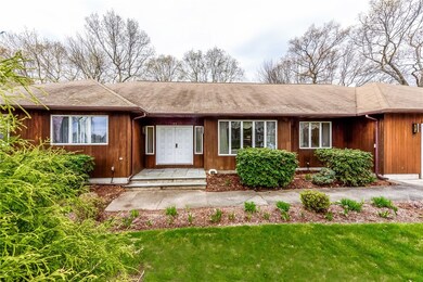 44 Sage Dr, Cranston, RI 02921 - photo 2