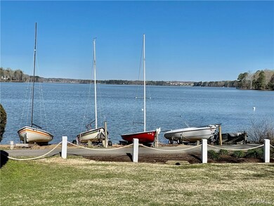 The walking path to the Swift Creek Reservior is d