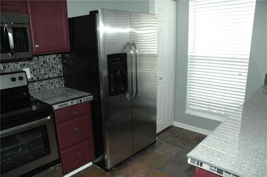 780 Spruce Dr, Greenwood, IN 46143 - photo 5