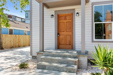 48 Simons Front Door