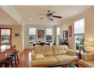 2415 Magazine St unit 2, New Orleans, LA 70130 - photo 5