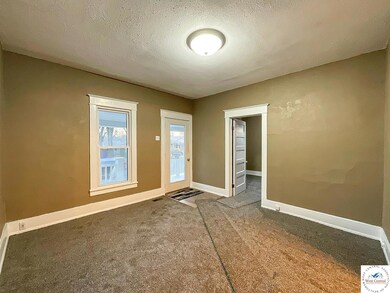 923 E 10th St, Sedalia, MO 65301 - photo 7
