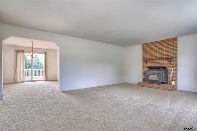 108 Heritage Ln, Sykesville, MD 21784 - photo 7