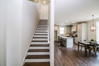 547 Shreve Oak Cir, Oxford, MS 38655 - photo 2