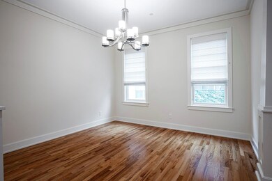 Dining room. Photos 12/2022