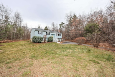 81 Orchard Path Rd, Weare, NH 03281 - photo 4
