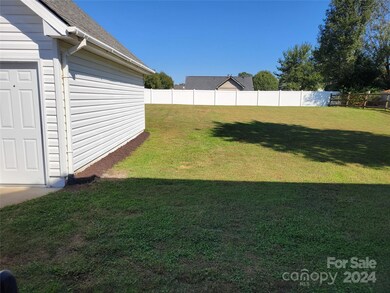 3827 Bent Creek Dr SW, Concord, NC 28027 - photo 6