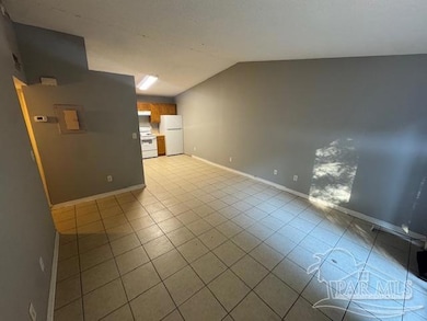 6823 Tiki Ln unit 4, Pensacola, FL 32503 - photo 2