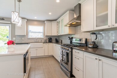 2 Winding Canyon Ct, Algonquin, IL 60102 - photo 5