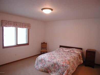2133 Creekside Dr SW unit 51, Byron Center, MI 49315 - photo 7