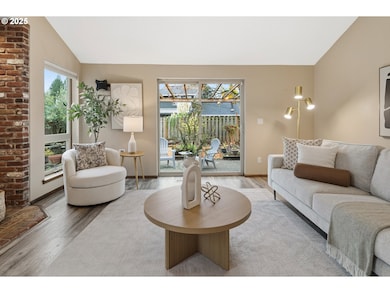 8200 SW Piute Ct, Tualatin, OR 97062 - photo 4