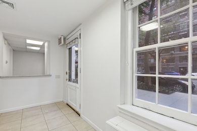 340 W 72nd St unit 1N, New York, NY 10023 - photo 3