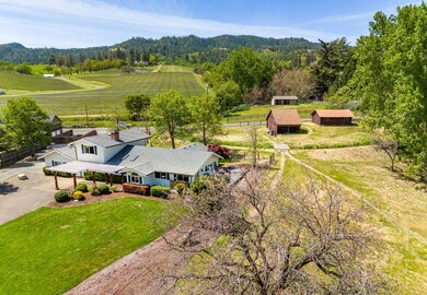 1765 Old Stage Rd, Central Point, OR 97502 - photo 3