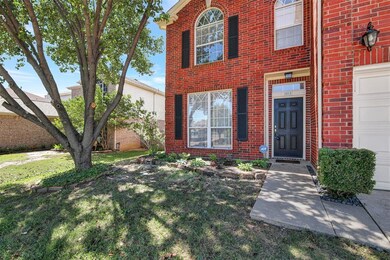 2012 Lamprey Cir, Denton, TX 76210 - photo 3