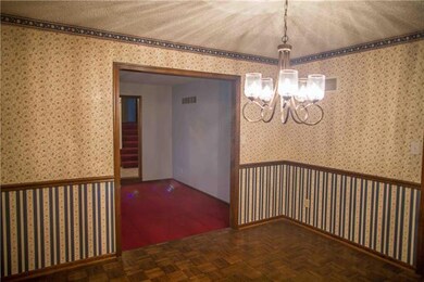 Dining Room w/ parquet floors