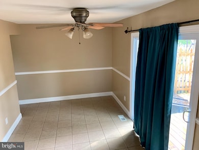 567 Jamestown Ct, Edgewood, MD 21040 - photo 4