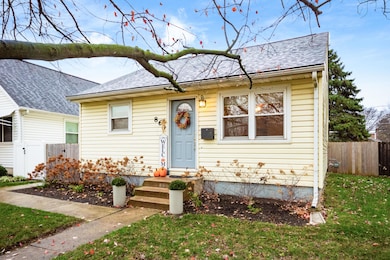 860 Palmer Rd, Columbus, OH 43212 - photo 3