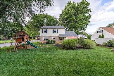 916 N 3rd St, Emmaus, PA 18049 - photo 2