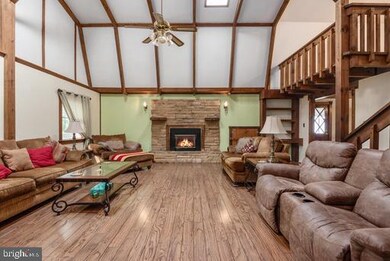 10373 Moncure Dr, Ruther Glen, VA 22546 - photo 4