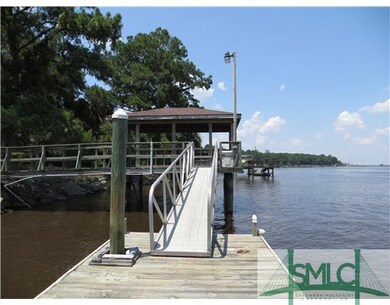 Waterfront/Dock/Pier.