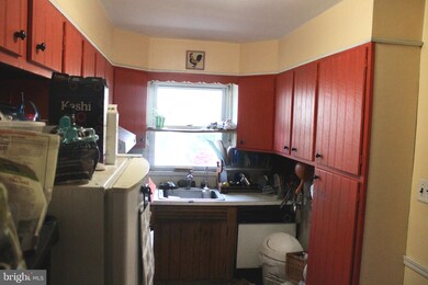 7701 Oakley Rd, Upper Darby, PA 19082 - photo 7