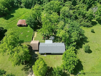 308 E Highland St, Hugo, OK 74743 - photo 6