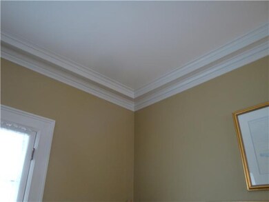 Other Gorgeous Crown Moldings