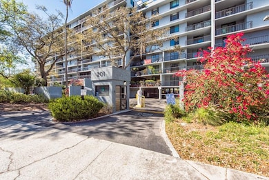 One Laurel Place Condominiums unit 909, Tampa, FL 33602 - photo 4