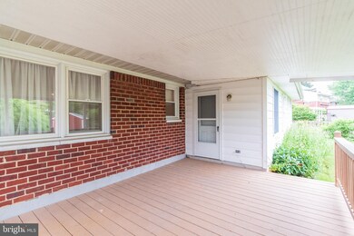 922 Starbit Rd, Towson, MD 21286 - photo 5