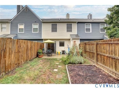 2226 High Bush Cir, Glen Allen, VA 23060 - photo 3