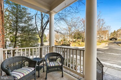 9789 Maple Trace Cir, Fairfax, VA 22032 - photo 4