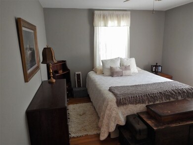 355 Colonial Dr, Portsmouth, NH 03801 - photo 7