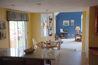 11 Kendall Dr, Northborough, MA 01532 - photo 5