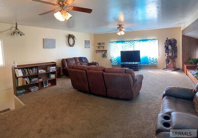 541 W 300 N, Blackfoot, ID 83221 - photo 2