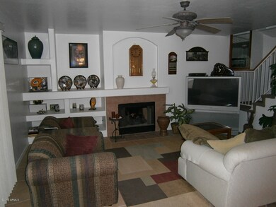 Living Room w/fireplace