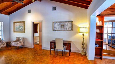 Living Room, 154 Euclid Blvd