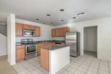 Kitchen (2)